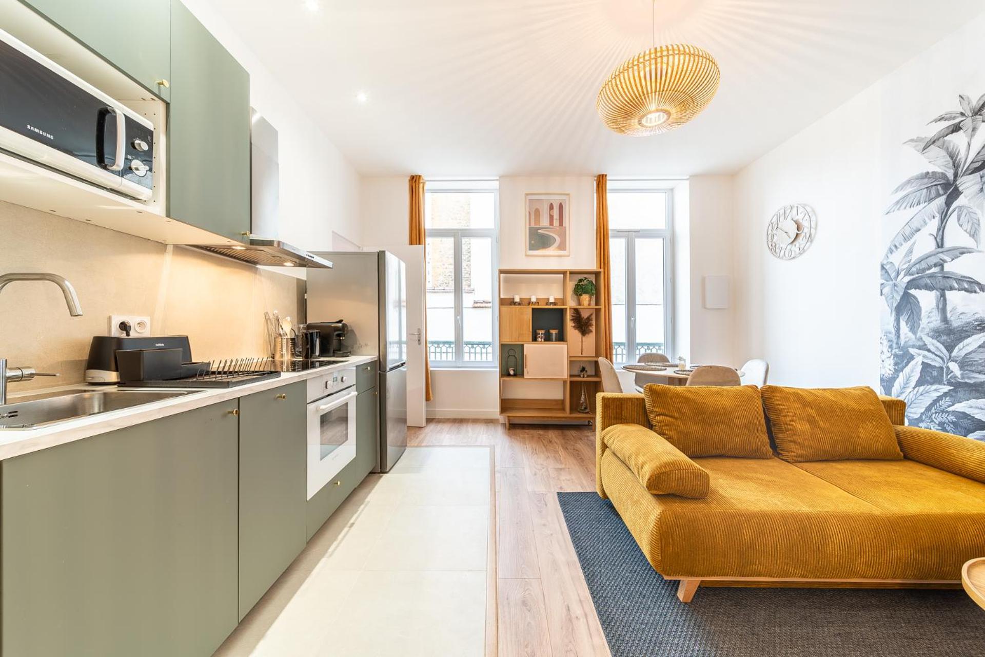 Le Marietton Appartement Cosy A Deux Pas Du Metro Valmy Lyon Exteriör bild